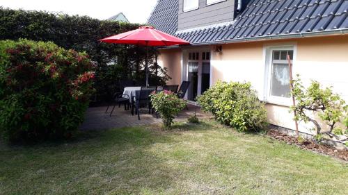 Ummanz Apartamento | Ferienhaus Monika