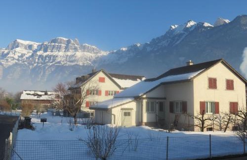 Pfaefers Dorf Casa | Ferienhaus Schils