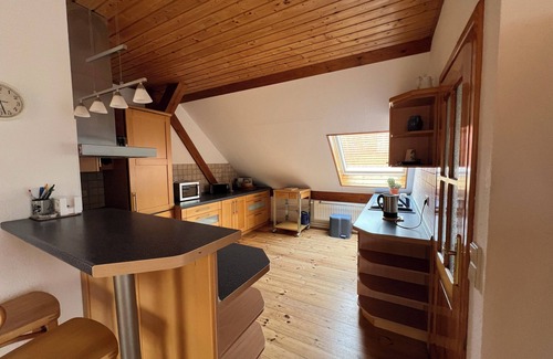 Boitzenburger Land Complejo | Ferienhof Schmetterlingsgarten Ferienwohnung 2 Dachgeschoss mit Garten
