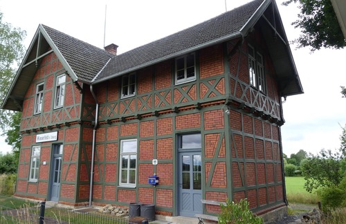 Meeder Apartamento | Ferienwohnung im Historischen Ehemaligen Bahnhof