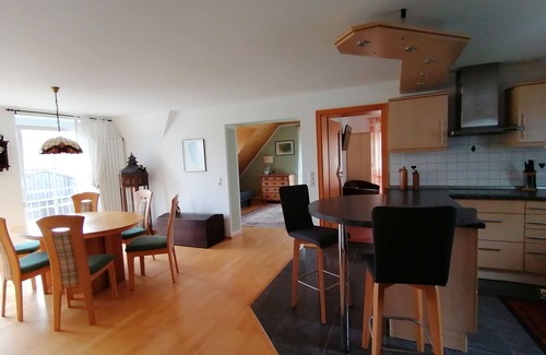 Neuburg Apartamento | Ferienwohnung Dorfzauber mit Kirchblick in dem Dörfchen Joshofen