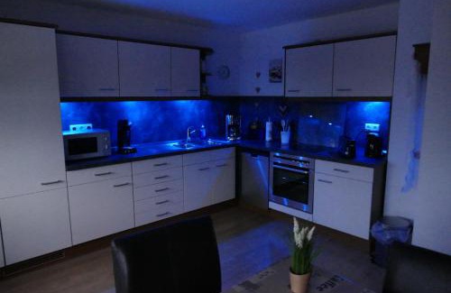 Bernshausen Apartamento | Ferienwohnung Am Sonnenhang Blecher