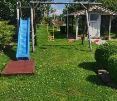 Nohn Apartamento | Ferienwohnung am Wasserfall