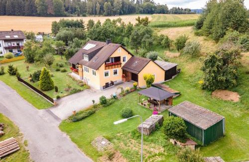 Wiesau Apartamento | Ferienwohnung Bächer