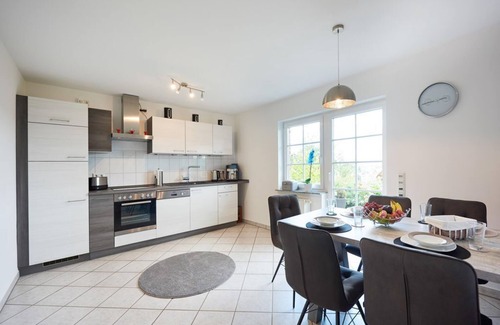 Gebhardshain Apartamento | Ferienwohnung Fibbes - Moderne 4-sterne Ferienwohnung