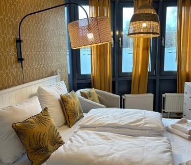 Hamburg-Barmbek Apartamento | Ferienwohnung Gipfelstube 50 a mit Balkon, gute Verkehrsanbindung