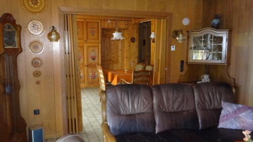 Altena Apartamento | Ferienwohnung Heidi