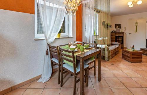 Donaueschingen Apartamento | Ferienwohnung Im Holzhaus