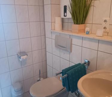 Heiligkreuz Apartamento | Ferienwohnung Mattheiser Weiher