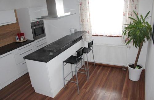 Bad Vigaun Apartamento | Ferienwohnung Mit Blick Auf Die Berge