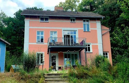 Buckow Apartamento | Ferienwohnung mit Sauna am Buckowsee