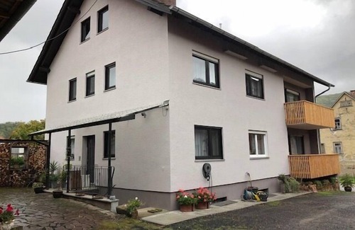 Morlesau Apartamento | Ferienwohnung "saaletal" im Parterre