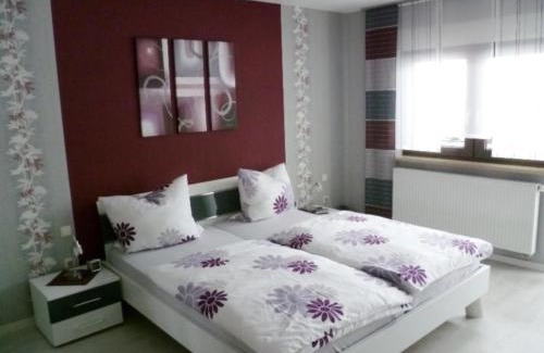Steinbach am Wald Apartamento | Ferienwohnungen und Gästezimmer Herrmann