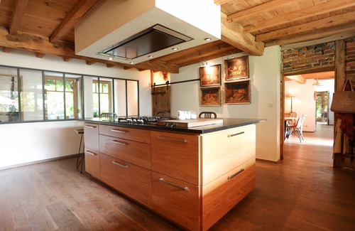 Foissiat Casa | FERME BRESSANE sleeps 12 in the countryside, 5 bedrooms, 4 bathrooms