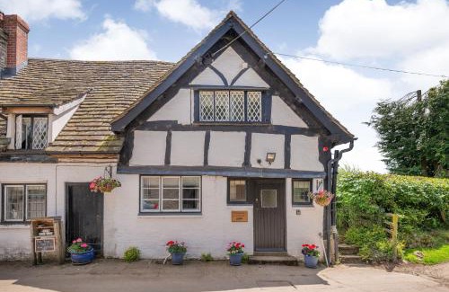 Whitney Casa | Fern Hall Cottage