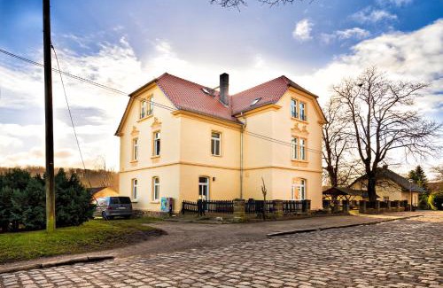 Droyßig Apartamento | FeWo Droyßig Villa Edelgard