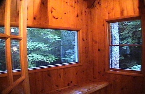 Charter Hills Casa | Enorme casa de registro original cómodo en las montañas de Carolina del Norte!