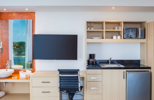 Ciudad del Carmen Hotel | Fiesta Inn Ciudad del Carmen Puente El Zacatal