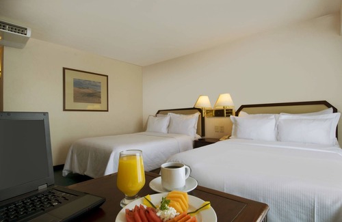 Centro cívico Hotel | Fiesta Inn Mexicali