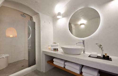 Oia Hotel | Filotera Suites