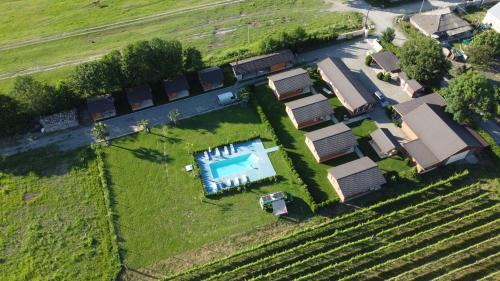 Kvemo Alvani Villa | Finca Idoize Camping Hotel