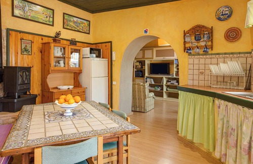 Valleseco Villa | Finca "La Acequia" con bañera de hidromasaje, Wi-Fi rápido, terraza y jardín