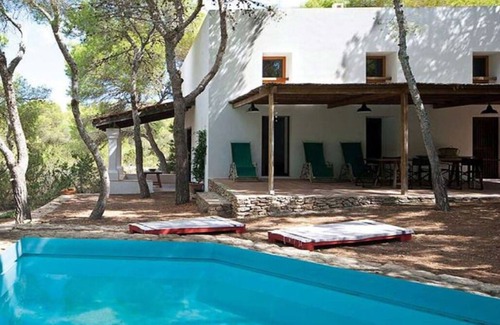 Es Calo Casa | FINCA with PRIVATE SWIMMING POOL for 8/9 people in FORMENTERA near MIGJORN beach