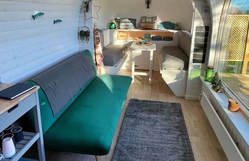 Widegates Chalet De Esquí | Proper Job Cabin