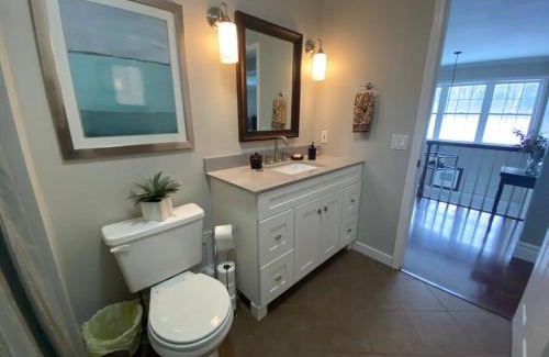 Hammondsport Casa | Finger Lakes Spacious Keuka Hillside