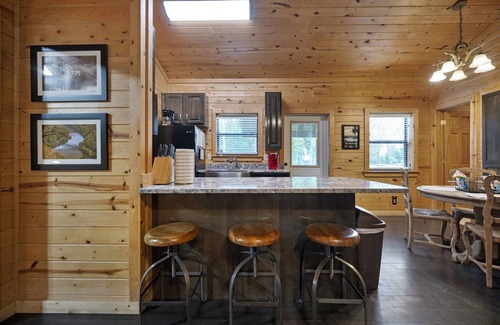 Broken Bow Cabina | Firefly @ Lazy River Retreat en Mt Fork River Broken Bow OK duerme 6