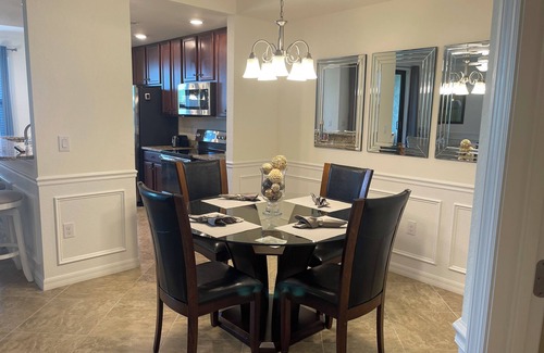 Lakewood Ranch Condominio | First floor 2-bedroom Veranda in Lakewood National Golf Community.