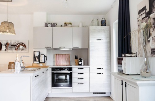 Schillig Apartamento | First floor dream apartment with private sauna right on the water.