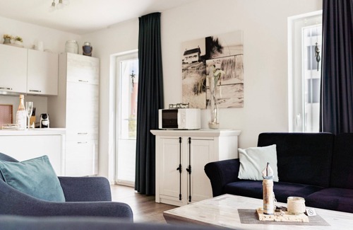 Schillig Apartamento | First floor dream apartment with private sauna right on the water.