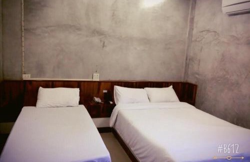 Sisaket Hotel | First Garden Home Resort