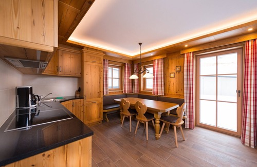 Zauchensee Chalet De Esquí | First Peak luxury chalet incl. sauna