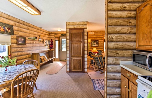 Lake Nebagamon Cabina | Acogedora cabaña del lago Nebagamon ¡15 minutos al lago!