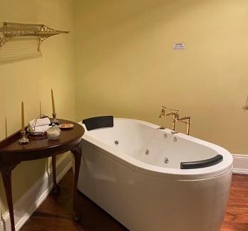 Westbury Hotel | Fitzpatricks Inn