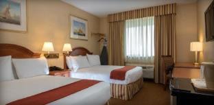 Lawrence Hotel | Five Towns Inn - JFK Airport