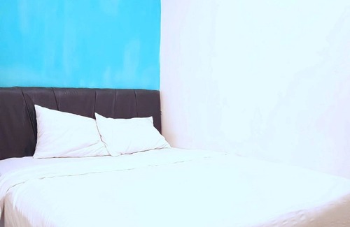 Gubeng Hotel | Flagship 3688 Pot Art