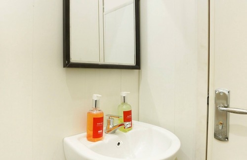 Gubeng Hotel | Flagship 3688 Pot Art