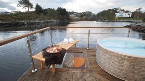 Nautnes Alquiler De Eote | Floating Villa Bergen