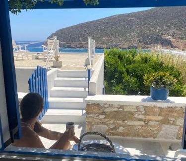 Apollonas Apartamento | Flora's Apartments