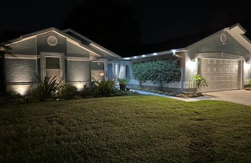 Central Naples Villa | Florida house, 4br 2bt with private pool oasis