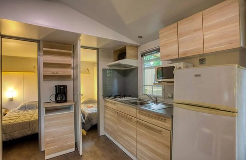 Tremolat Casa | Flower Camping LES BERGES DE LA DORDOGNE **** - Mobil-Home Standard 30m2 Trémolat - 3 bedrooms + Terrace semi-covered 6 people