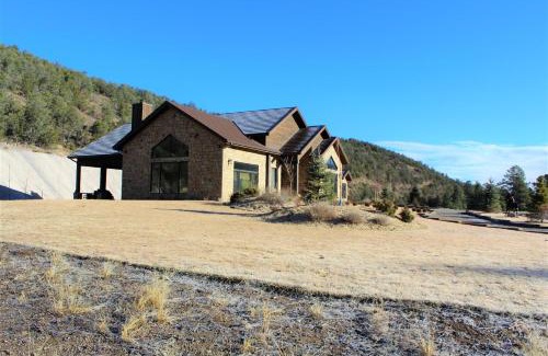 Alto Casa | Flying Bear Ranch