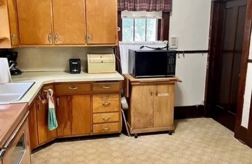 Ashley Casa | For the family. For the adventure.