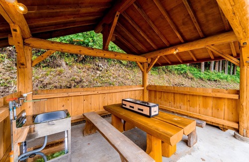 Gujo Alquiler De RV | Forest House Capacity 8 people With separate / Gujo City Gifu