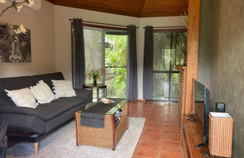 Captain Creek Apartamento | Forest Lodge: Bali-Style Retreat