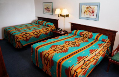 Lake Andes Hotel | Fort Randall Casino & Hotel