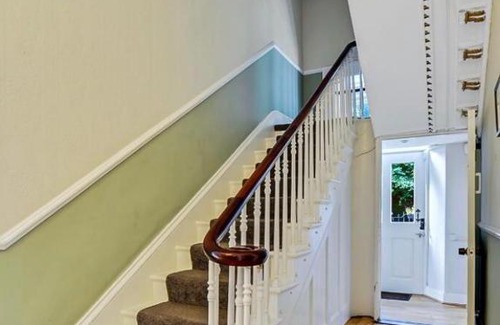 Londonderry Villa | Fountain Hill House